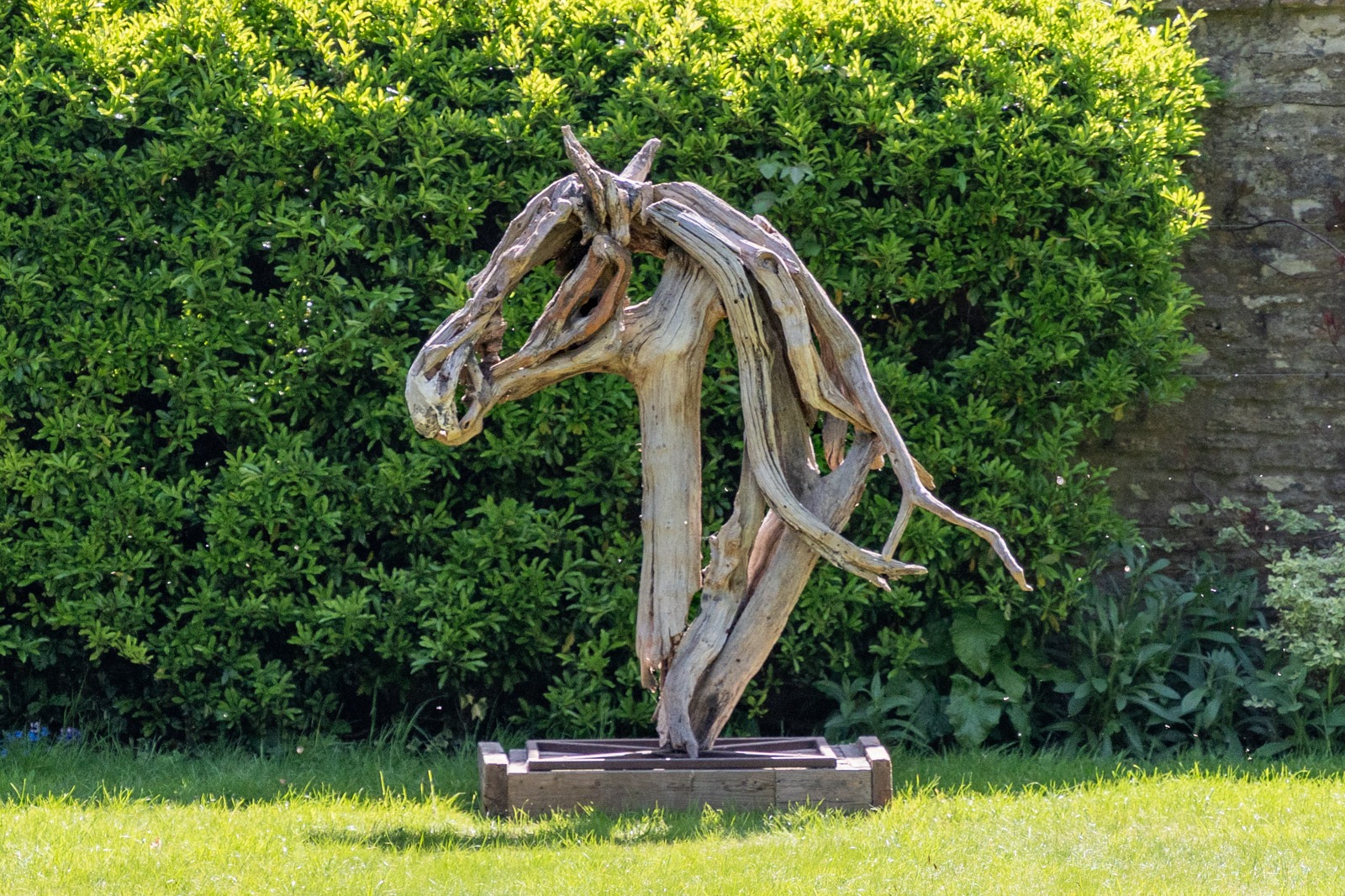 Driftwood sculpture of a horse head by Heather Jansch