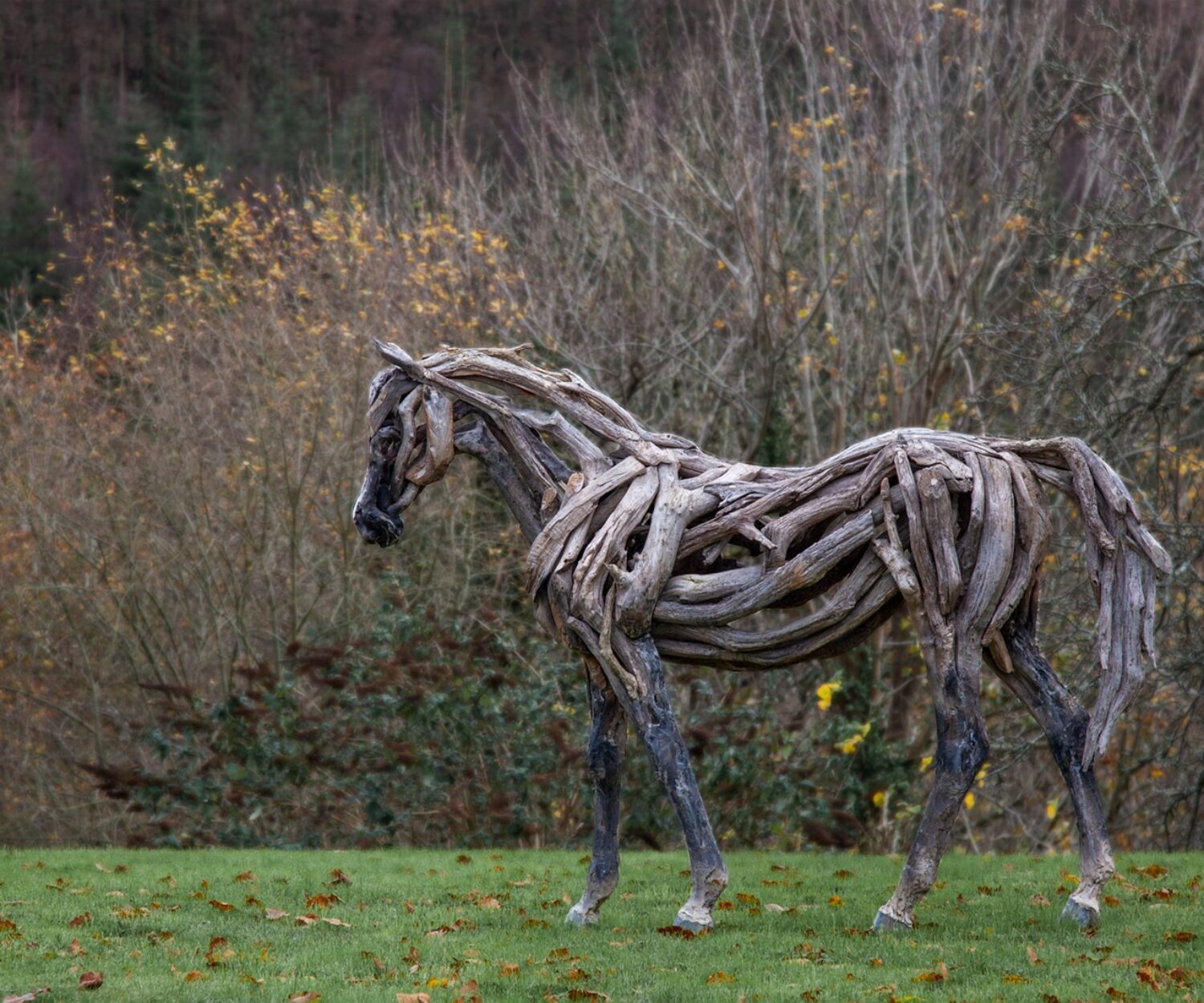 Forget-Me-Not-Sculpture-Heather-Jansch
