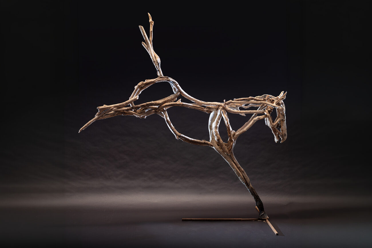 Heather Jansch sculpture "The Landing"